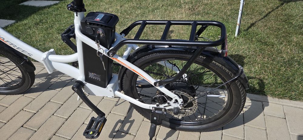 Vand bicicleta electrica