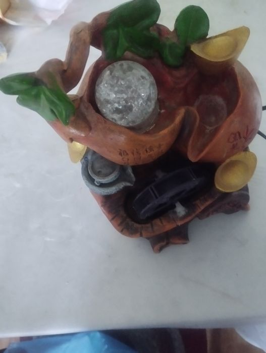 Продается фонтанчик настольный