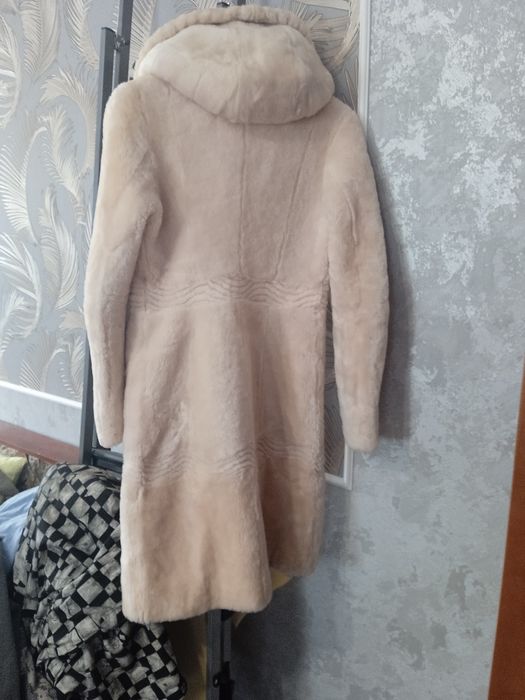 Продам шубу мутон натуралка