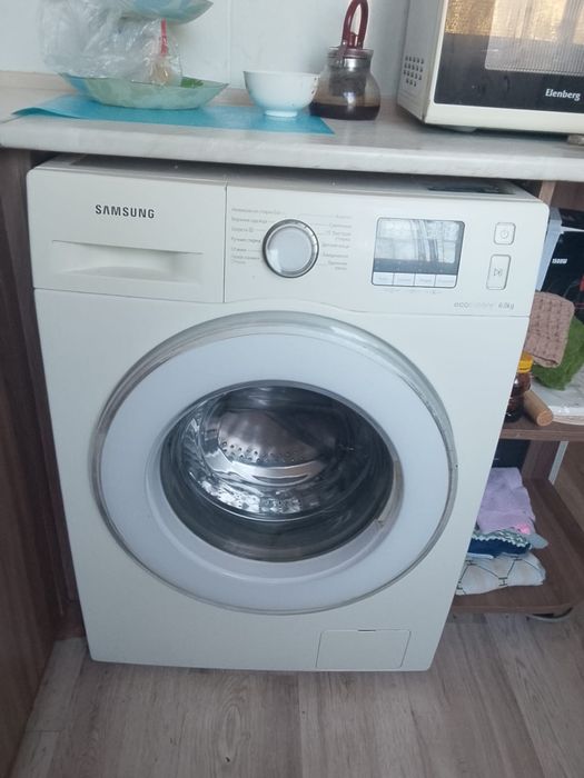 Продам стиральную машину