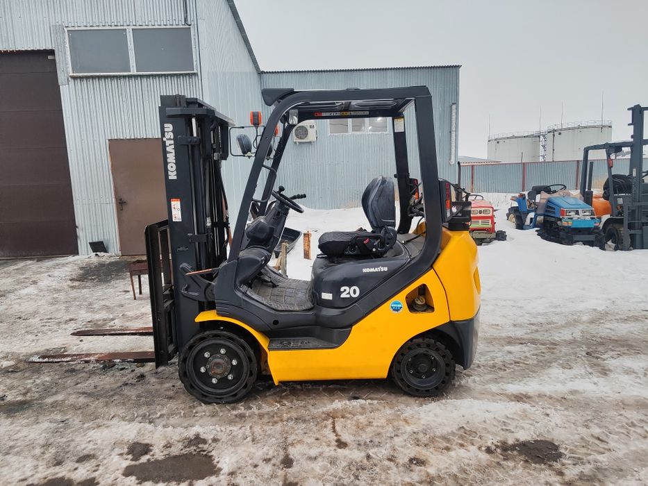 Продам вилочный погрузчик. Кара