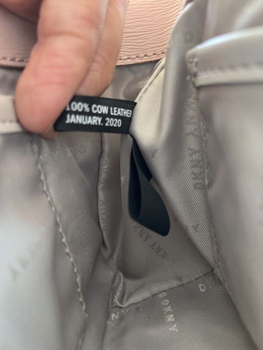 Продам сумку DKNY