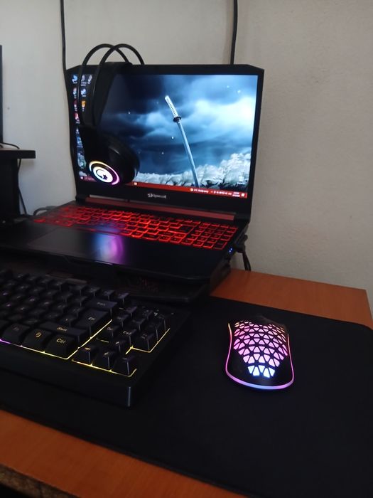 Laptop Gaming Acer Nitro 5, AMD, GTX1650 4GB,  Ram 16GB + kit complet setup gaming