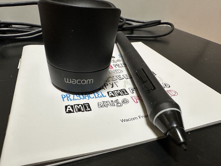Графичен таблет WACOM INTUOS PRO S