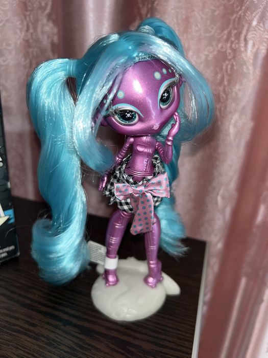 Кукла Novi stars