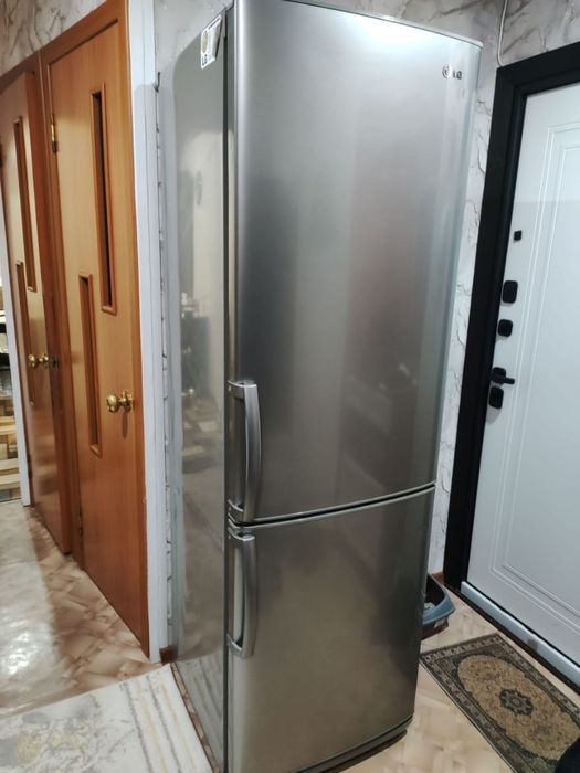 Продам холодильник lg