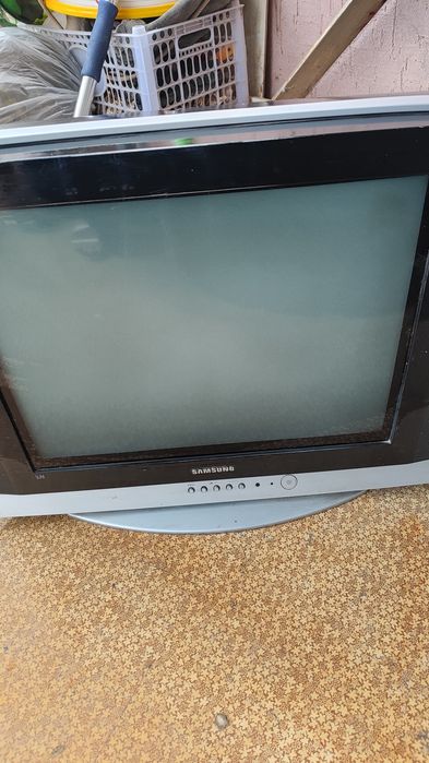 Продам телевизор