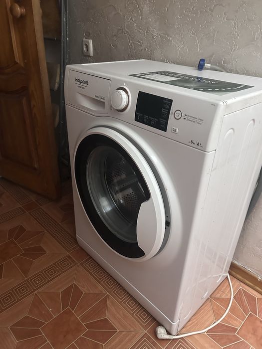 Срочно продам стиральную машину