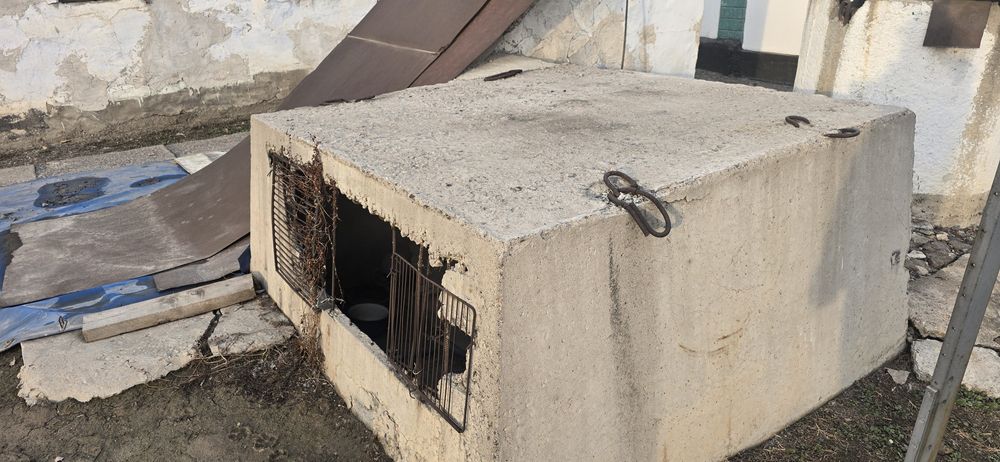 Бетонная емкость, бадья