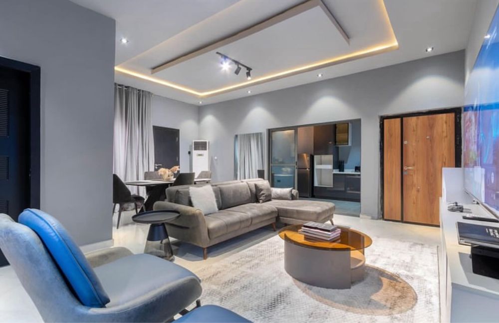 Сдаётся новая 4-комнатная квартира на ЖК Новомосковская