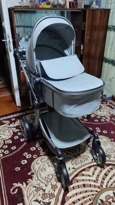 Продаётся детская коляска.