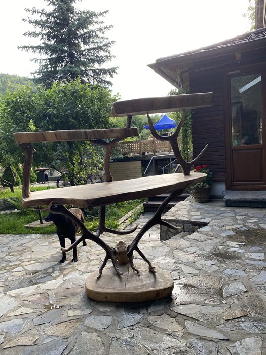 Masă artizanală din stejar masiv