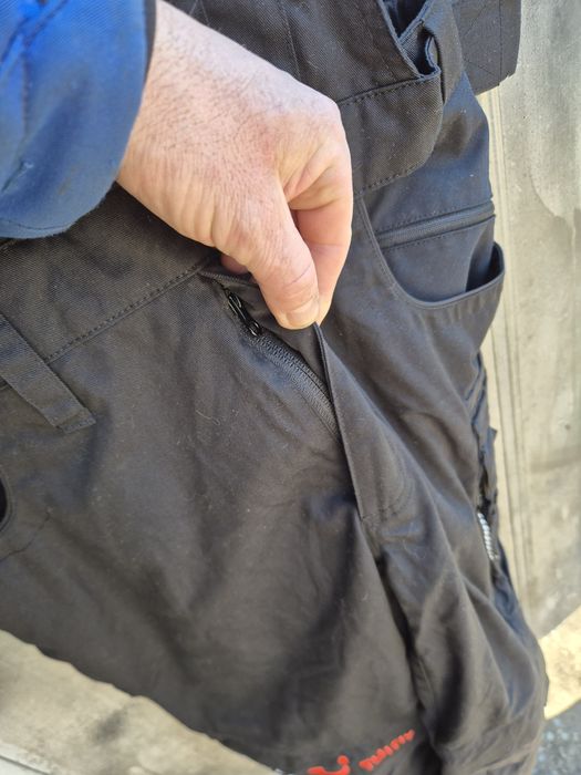 Pantaloni 48 cu bretele pieptar Engelbert  Strauss