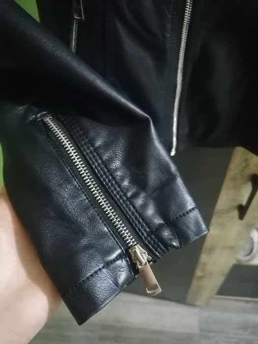 Дамско Кожено яке