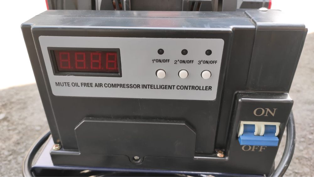 Компрессор безмаслянный 100 л
