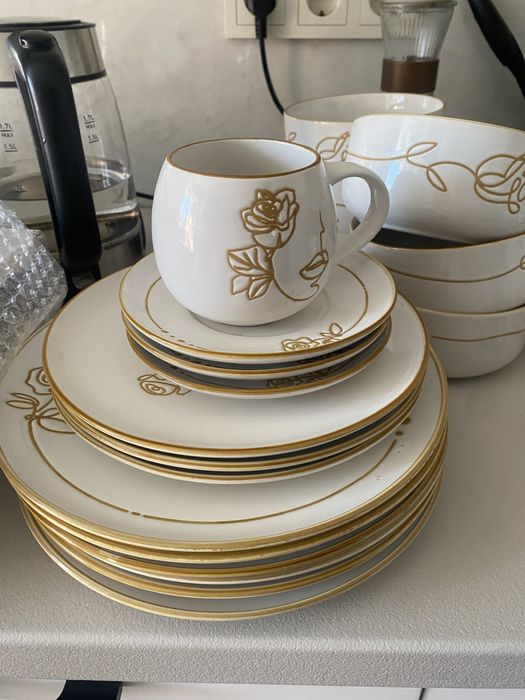 Сервиз посуда для стола