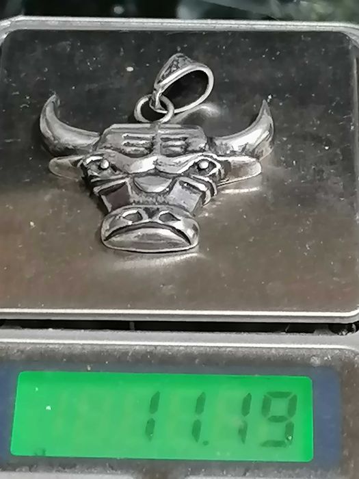 Масивна сребърна висулка