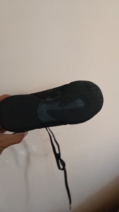 Boks barsofkasi   1 marta kiyib   kõrilgan  boshqa kiyil magan yangi