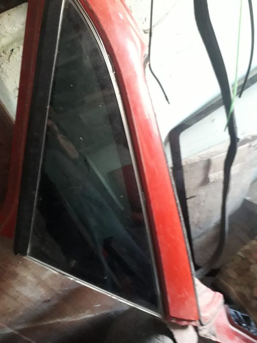 Запчасти на автомобиль АУДИ.