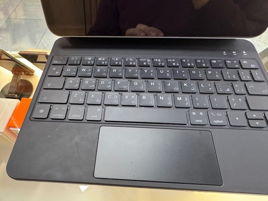 Ipad 16 128G bir oy ishlatilgan holati yangi idal