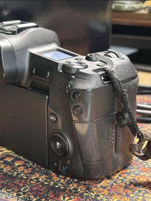 Продам canon R