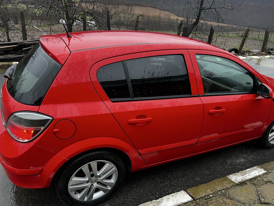 Opel astra h facelift 1.7isuzo