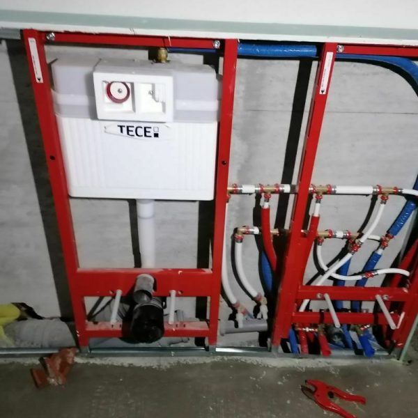 Instalatii de apa si sanitare .gaz