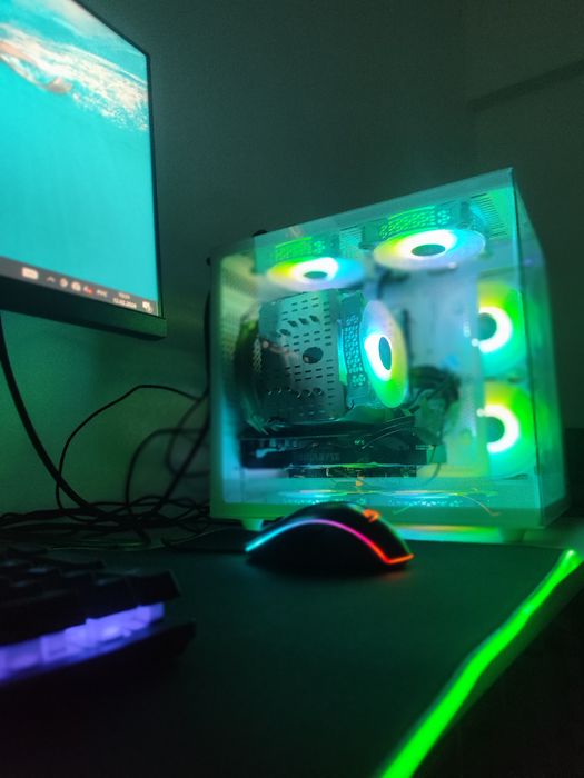 Продам ПК В сборе - Core i 7 , 9700 супер мощный)