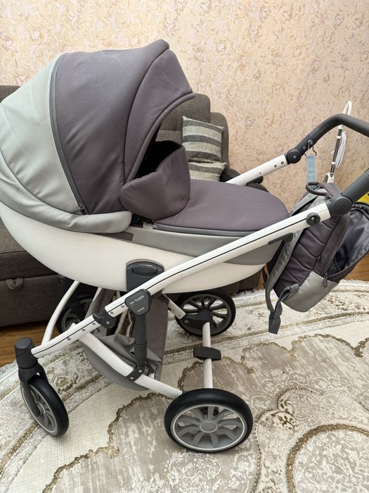 Продаю детскую коляску