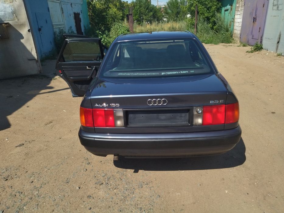 Продам Ауди 100 С4