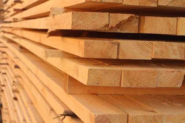 Пиломатериал РФ сосновый из свежего леса