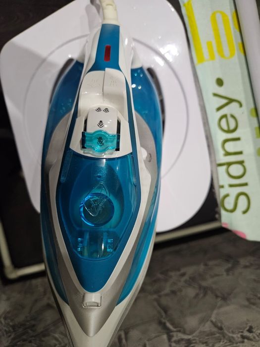 Мощный утюг  срочно