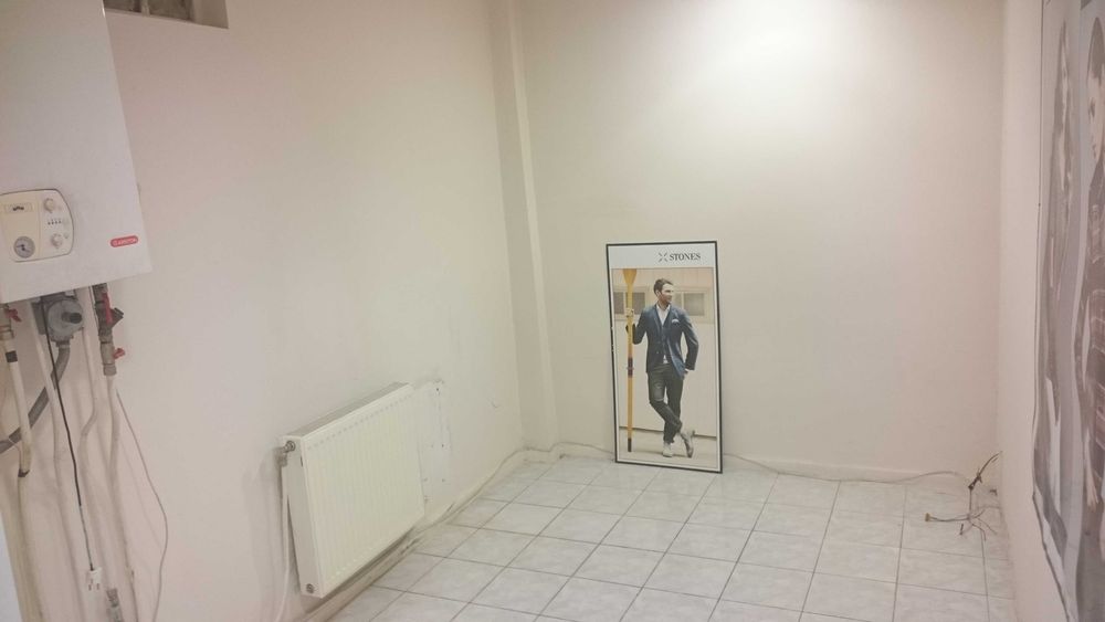 Proprietar, vand spatiu comercial modernizat, in suprafata de 65 mp situat pe B-dul N. Titulescu, in apropriere de Kaufland