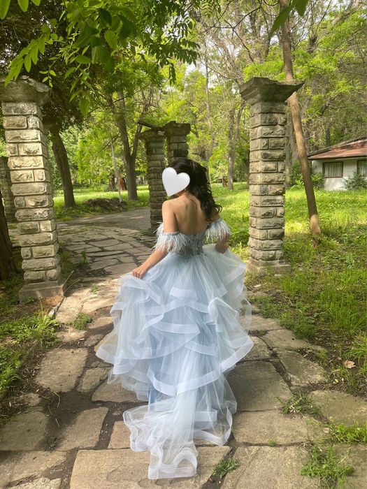 Бална рокля бебешко синьо