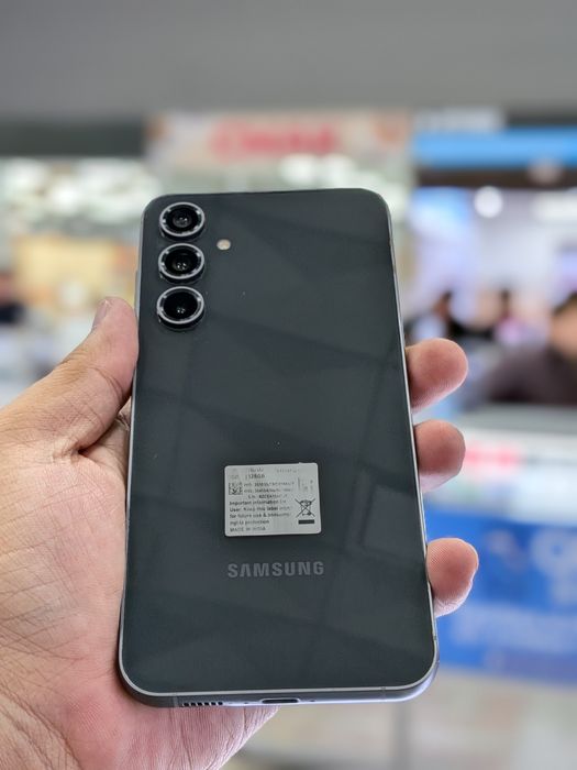 Samsung S23fe 8/128