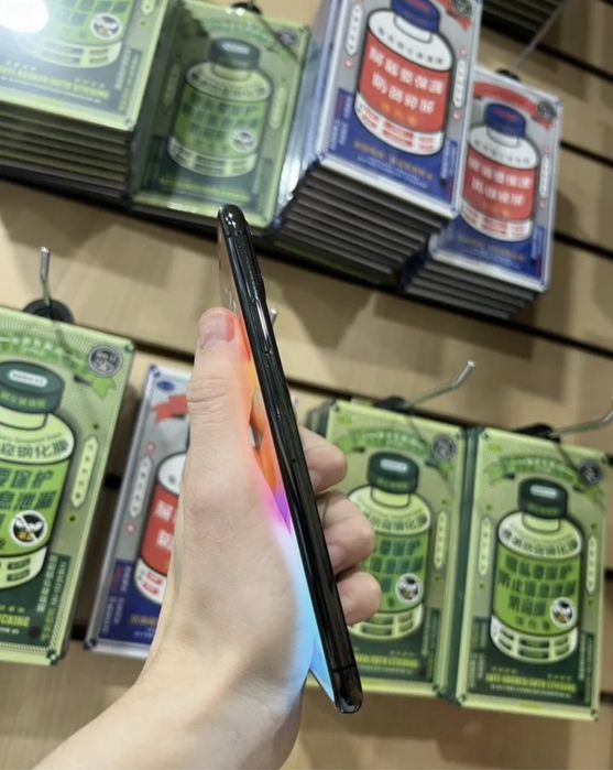 iPhone 11 Pro Max 256gb.