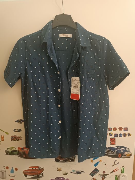 Продавам нови детски блузи и пуловери