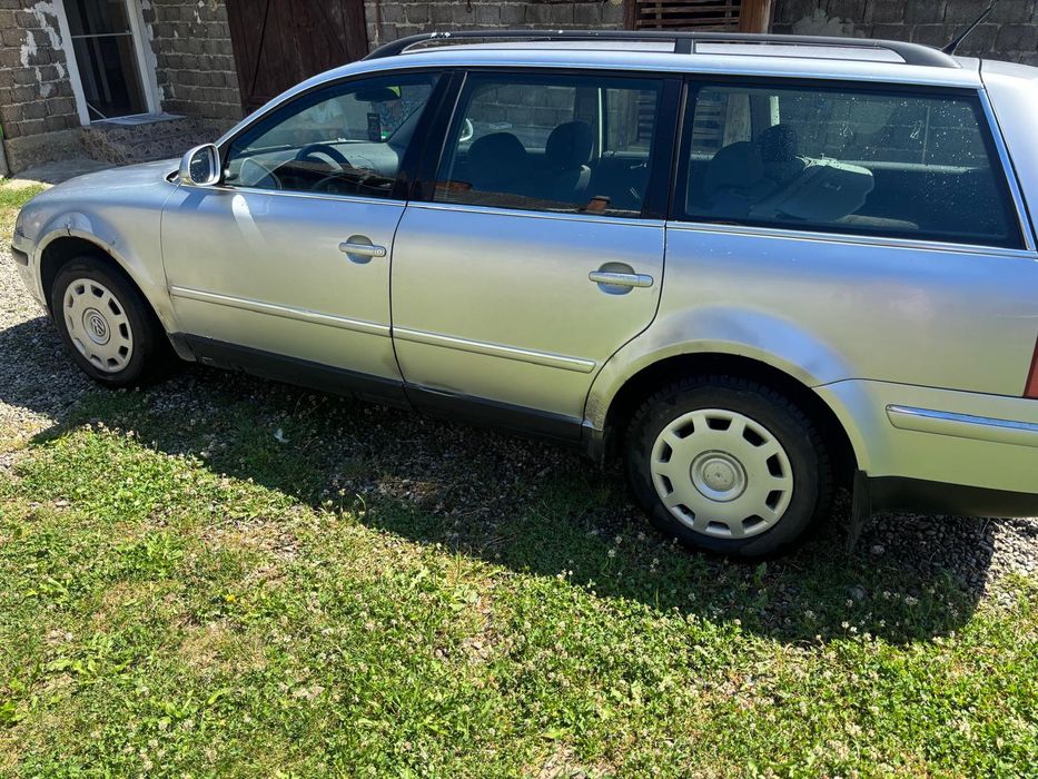 Vând Volkswagen Passat break