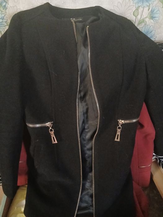 Продам пальто новые