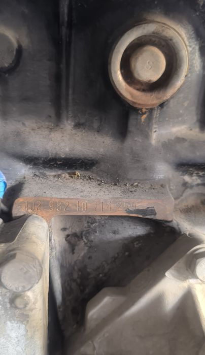 Двигатель М102 мерседес 2.3 объём w124