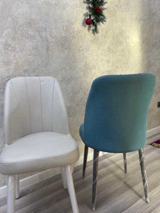 Продаётся новый комплект для кухни 6+1