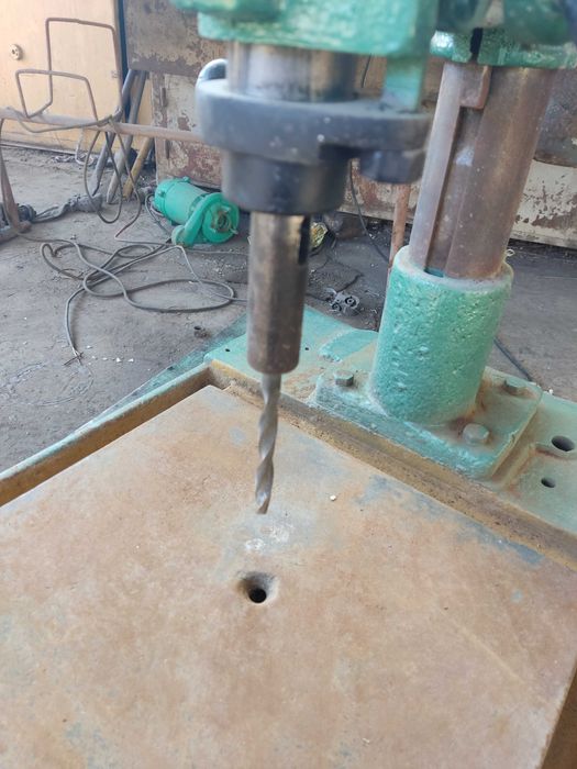 Сверлильный станок