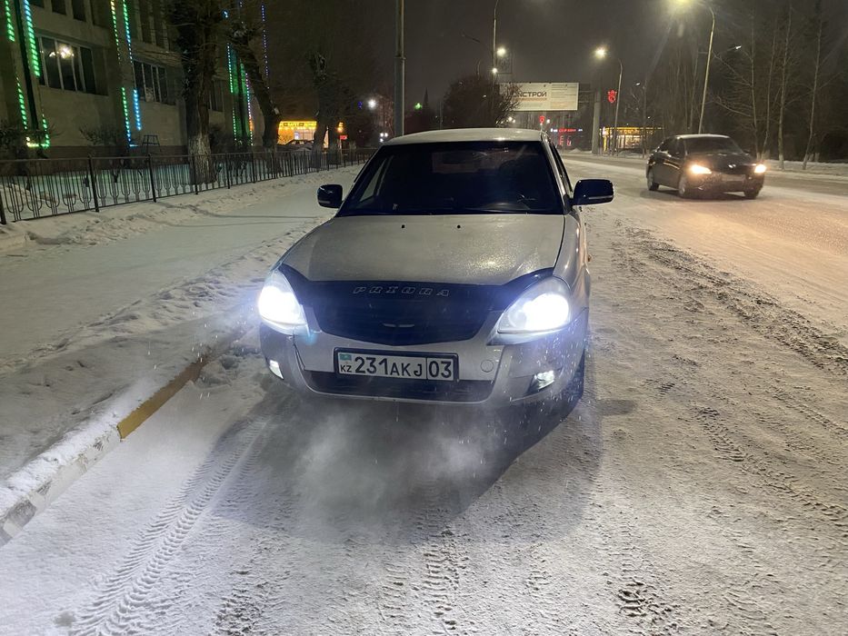 Приора срочно продам