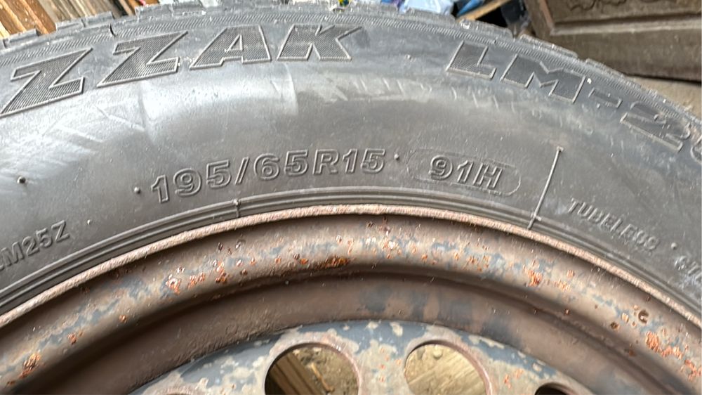Cauciucuri cu jantă ca noi 195/65/R15