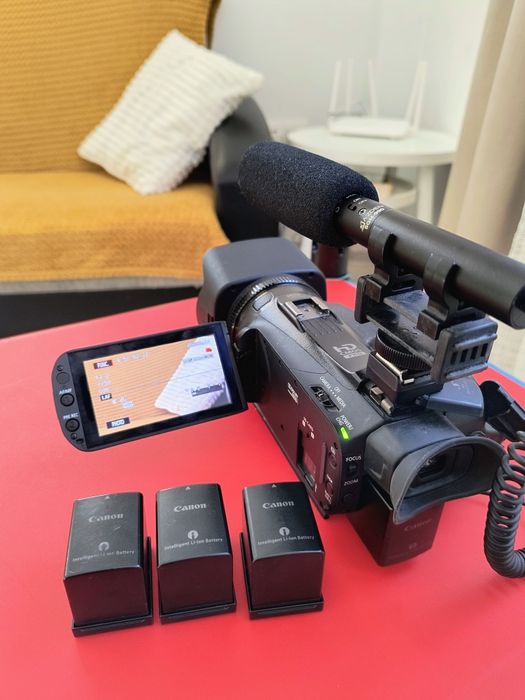 Canon Legria HF G40 | Acumulator BP-820 | Microfon Azden