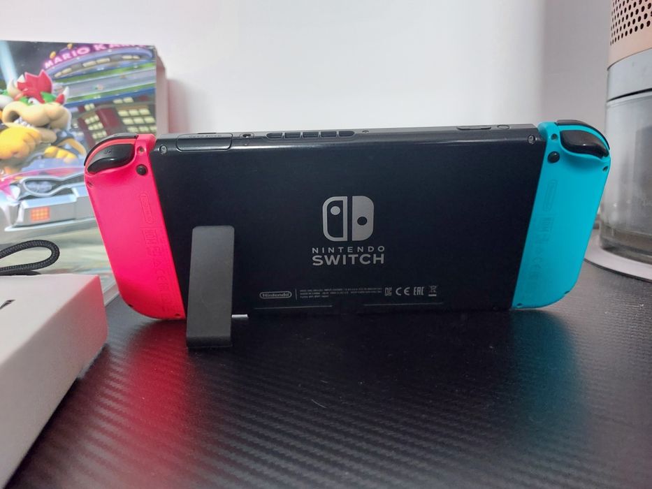 Consola Nintendo Switch Full Box + 2 Jocuri (Mario Odyssey, Minecraft) Stare Impecabilai