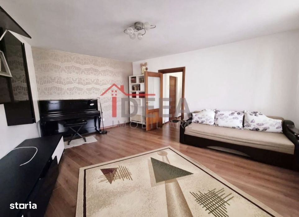 Apartament cu 2 camere, decomandat, etaj 1, zona centrala