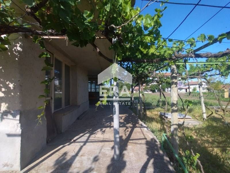 Продава се Къща в Ямбол, Аврен - 215 кв.м за 309 €/кв.м - Снимка #2