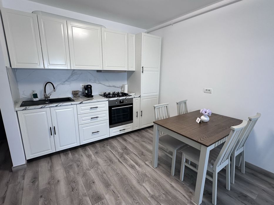 Adora lux regim hotelier