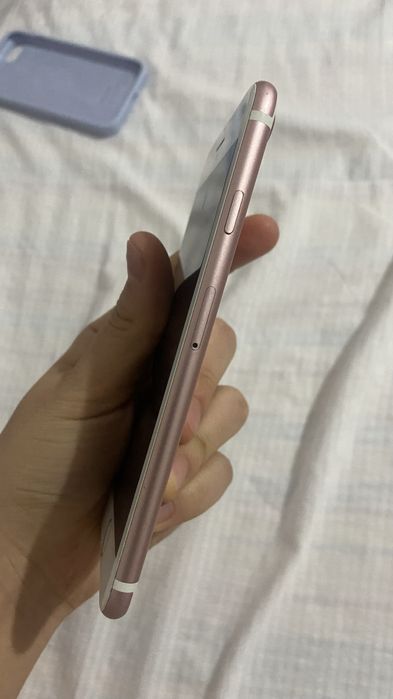 Продается Айфон 7 в хорошем состоянии